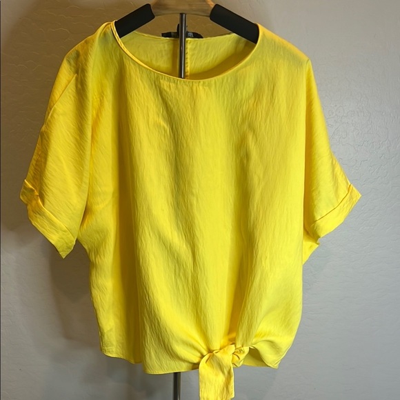 Marc New York Yellow Tie Front Blouse with Cuffed Sleeves - Picture 1 of 8